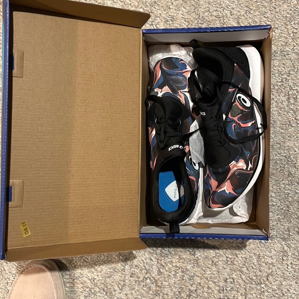 Asics Fit Sana women fitness shoes sz 9 M